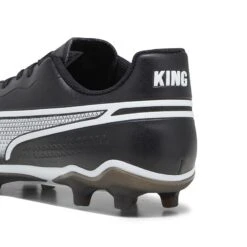 Puma King Match Play FG/AG Men's Football Boots Black / White 13 Puma King Match Play FG/AG Men's Football Boots Black / White -Sport Style Shop 107570 01 bv