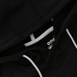 Men's Nathan Technical Fleece Overhead Hoodie Black / Silver 11 Men's Nathan Technical Fleece Overhead Hoodie Black / Silver -Sport Style Shop nath 012 0 gen bksvxx adlt p3