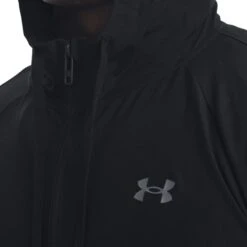 Under Armour Men's Woven Perforated Windbreaker Black / Pitch Gray -Sport Style Shop s7.v5 1370499 001 hood 1