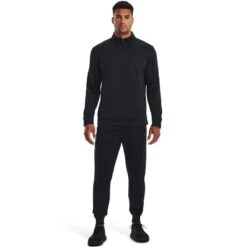 Under Armour Men's Fleece® ¼ Zip Black -Sport Style Shop s7.v5 1373358 001 fsf